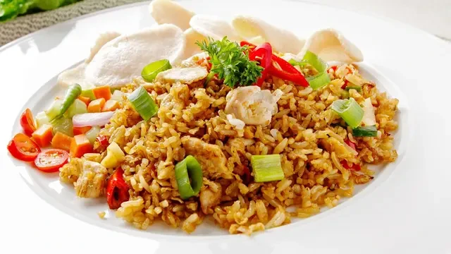 7 Resep Nasi Goreng Dinilai dari yang Terenak sampai Terburuk, Versi Kuliner Indonesia Jad...