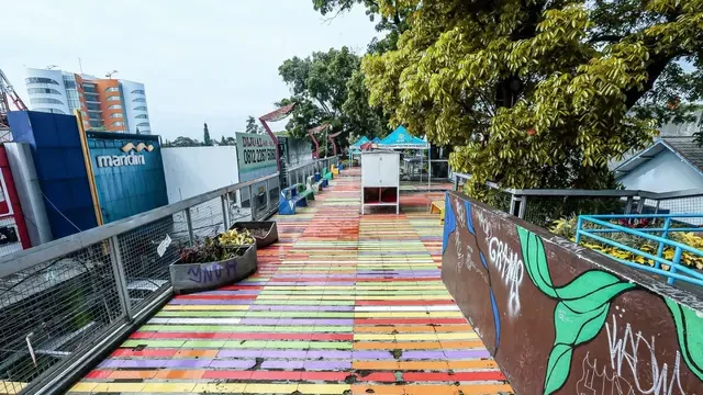 Pemkot Bandung Tegaskan Tidak Akan Bongkar Teras Cihampelas