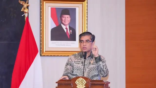 Menaker Yassierli Safari ke Kementerian Lain, Pastikan Pembukaan Lapangan Kerja