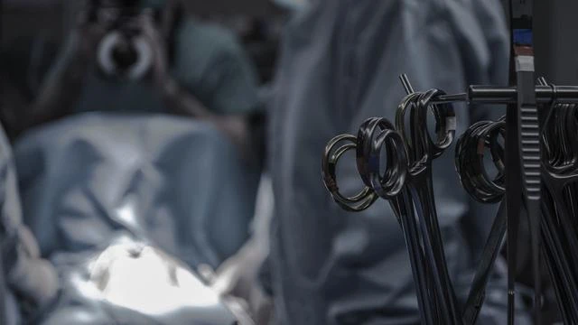 Sakit Perut Tak Kunjung Reda, Gunting Operasi Tertinggal dalam Tubuh Wanita di Turki