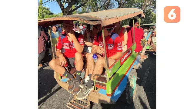 Filosofi Dualisme Istana Dalam Loka Simbol Kekuasaan dan Kesetaraan