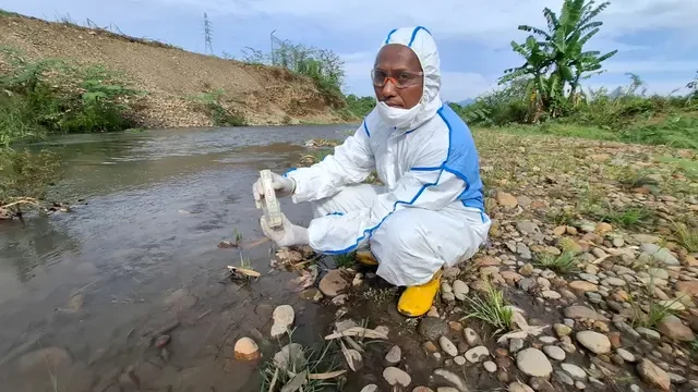 Diduga Tercemar Limbah Batu Bara, Kondisi Sungai Lematang Jadi Sorotan Herman Deru