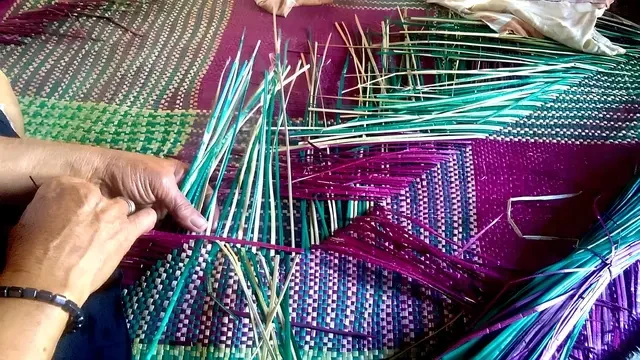 Anyaman 'Amongo' Gorontalo Kian Tergerus Zaman, Pemerhati Dorong Pelestarian