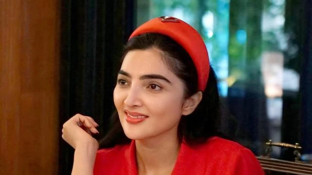 Potret Ashanty Arisan bareng Geng Cendol dengan Outfit Serba Merah, Tampil Fresh dan Awet ...