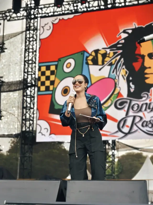 Lama Vakum, Shinta Bachir Jadi MC Festival Panggung Gembira Ria di Depan Ribuan Penonton