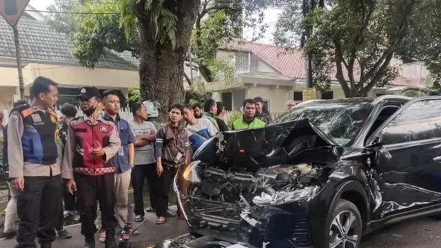 Tabrakan Beruntun di Jalan Anggrek Bandung, Nenek 63 Tahun Pengemudi Nissan Ditetapkan Ter...