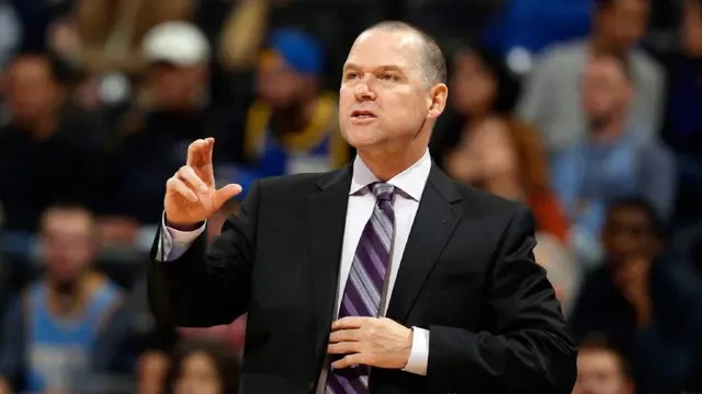 Jelang Playoff NBA, Denver Nuggets Pecat Pelatih Michael Malone