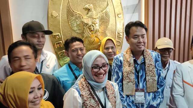 Didukung 11 Partai, Intip Program Unggulan Eti-Suhendrik di Pilkada Kota Cirebon 2024