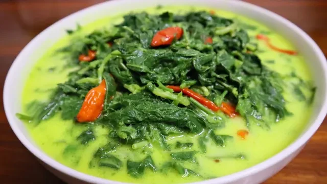 Daun Ubi Tumbuk, Hidangan Khas Mandailing yang Cara Pembuatannya Berbeda di Berbagai Daera...
