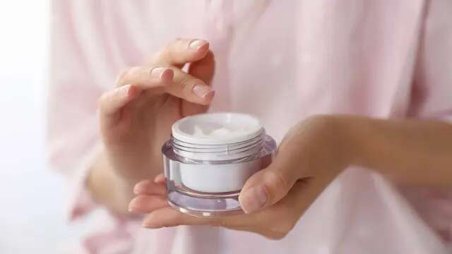 8 Tips Memilih Moisturizer Saat Berpuasa, Kulit Tetap Hydrated dan Fresh Seharian