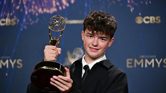 Bintang Adolescence Owen Cooper Cetak Sejarah, Aktor Termuda Peraih Piala dalam Sejarah Em...