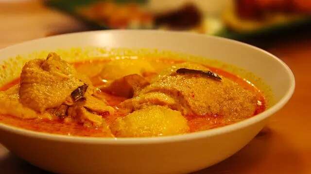 Cara Bikin Gulai Ayam Nikmat dengan Kuah Merah Segar