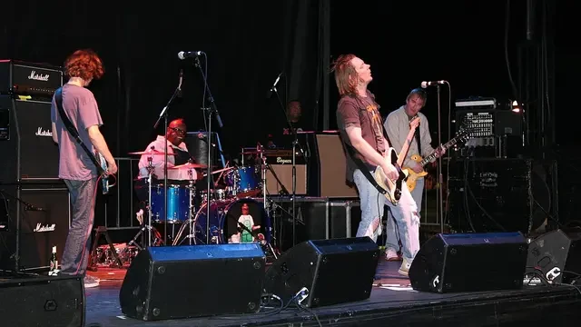 Profil Soul Asylum: Band Rock Alternatif Ini Ubah Musik Amerika dengan Momen Bersejarah Te...