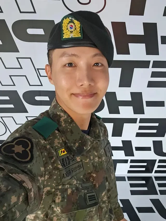 J-Hope BTS Selesaikan Wajib Militer Hari Ini, Dapat Sambutan Hangat dari Jin Tanpa Kelima ...