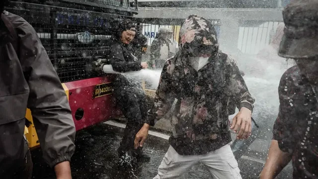 Apa Efek dari Gas Air Mata Kedaluwarsa? Farmakolog Beri Penjelasan