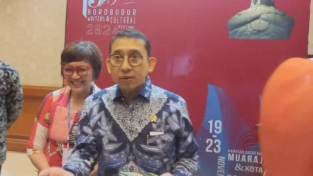 Fadli Zon: Buku Sejarah Bakal Direvisi, Termasuk Mengubah Narasi Indonesia Dijajah Belanda...