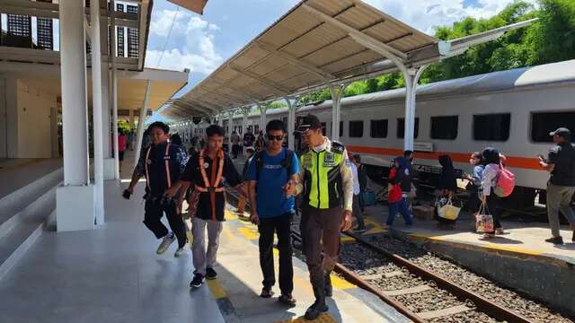 Gunung Raung Erupsi, Pelayanan Kereta Api di Daop 9 Jember Berjalan Normal