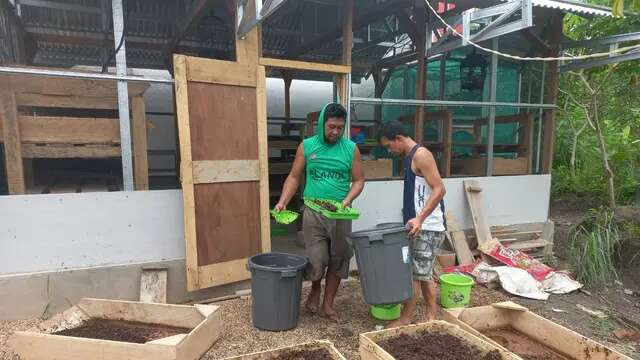 Mengolah Sampah Makanan Jadi Cuan