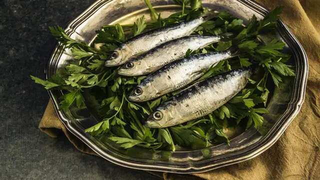 6 Manfaat Kesehatan Mengonsumsi Ikan Sarden, Menyehatkan Jantung hingga Mata