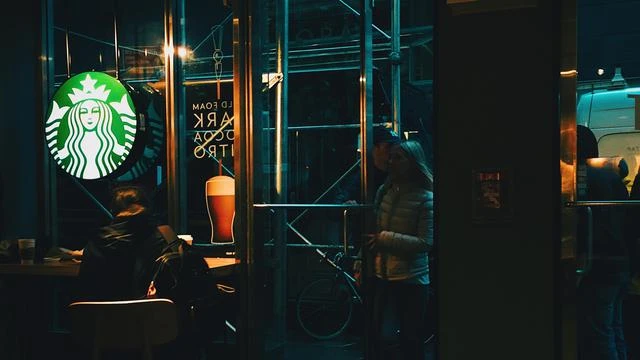 Mimpi Barista Starbucks Tak Sengaja Terwujud Gara-Gara Pelanggan Layanan Drive Thru