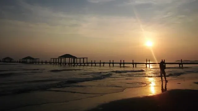 Menelusuri Keindahan Pantai Alam Indah Tegal, Paduan Eksotisme Laut Jawa dan Ragam Fasilit...