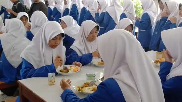 Haedar Nashir Tegaskan Sekolah dan Pesantren Muhammadiyah Dukung Program Makan Bergizi Gra...