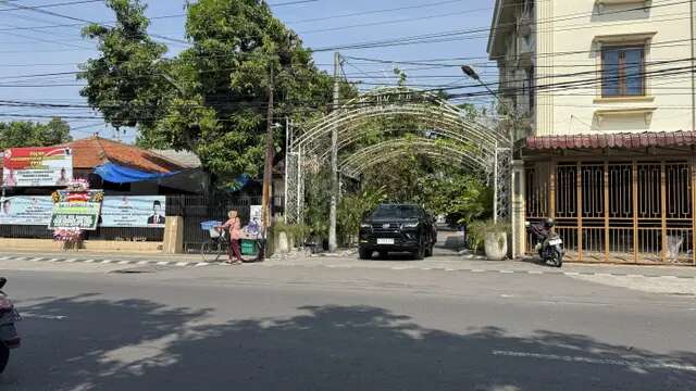 Hari Kedua Purnatugas, Jokowi dan Iriana Keluar Rumah Berburu Sate Buntel dan Gule Kambing