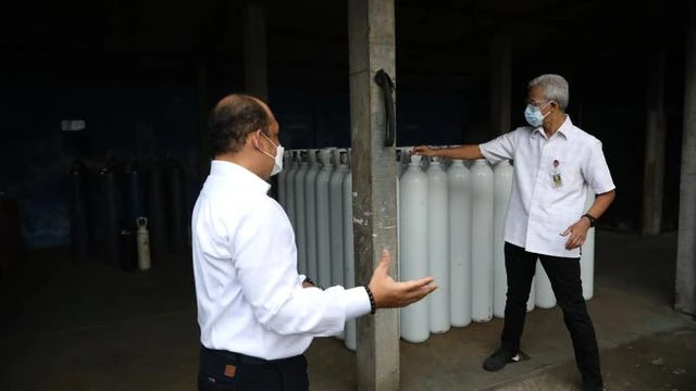 Antara Gerakan Sehari di Rumah dan Lockdown 5.000 RT di Jateng