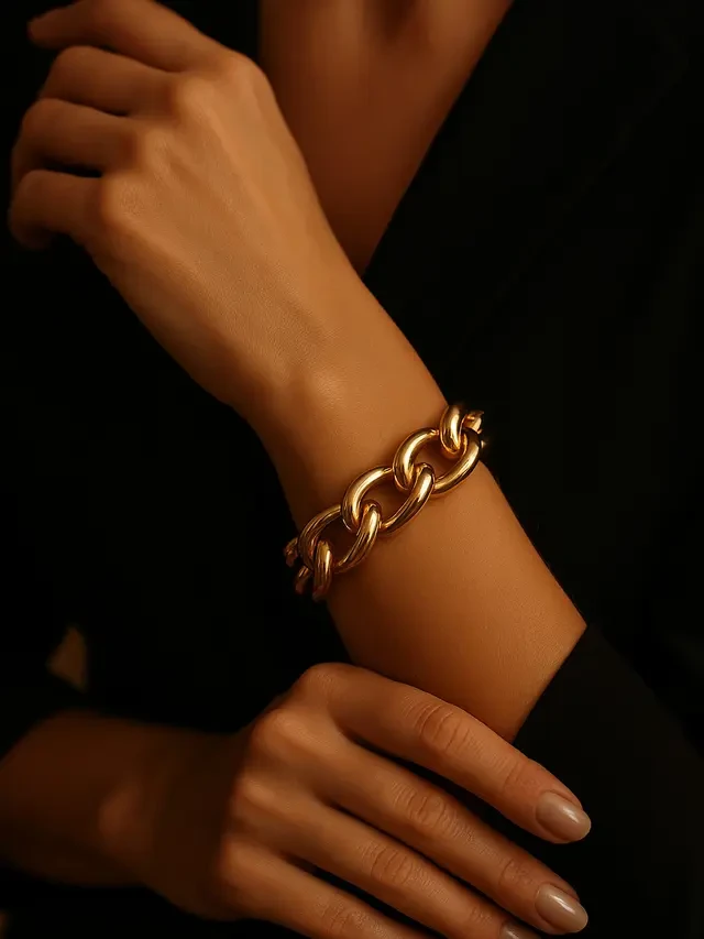 6 Pilihan Gelang Emas Rantai Besar untuk Ibu-Ibu Usia 50 Tahun, Aksesori Mewah yang Berkel...