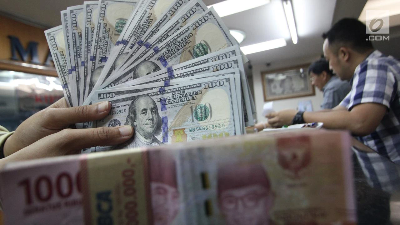 Usai Menguat Saat Libur, Rupiah Diproyeksi Melemah Lagi Hari Ini