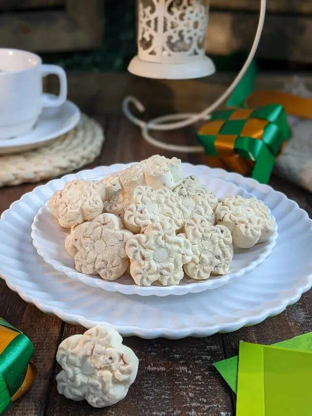 Fakta Menarik Kue Sagu, Makanan Khas Papua Miliki Makna Kebersamaan