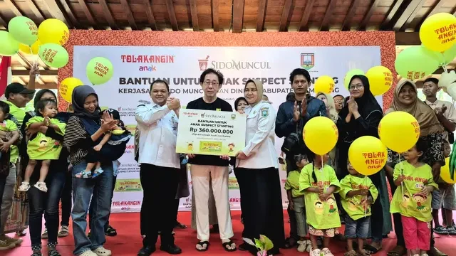 Bantu Tangani Masalah Stunting, Sido Muncul Salurkan Rp360 Juta untuk 120 Balita di Kabupa...