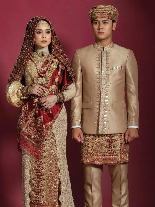 7 Potret Kompaknya Orangtua Rizky Billar dan Lesti Kejora Jelang Berbesan
