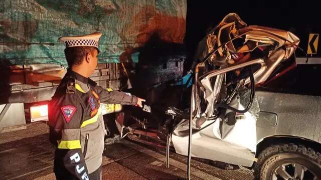 Kecelakaan Maut Tol Pekanbaru-Bangkinang Renggut 2 Nyawa