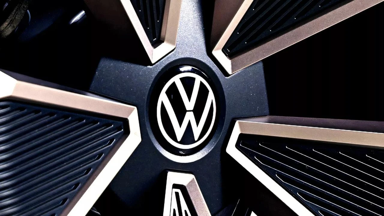 VW Gelontorkan Rp 3,2 Triliun Demi Kembangkan Chip Mobil Pintar Sendiri