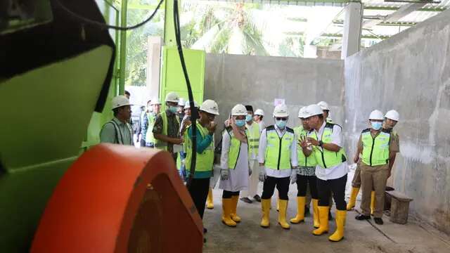 Kunjungi TPS Balak, Menko Zulhas: Banyak yang Bisa Ditiru dari Banyuwangi