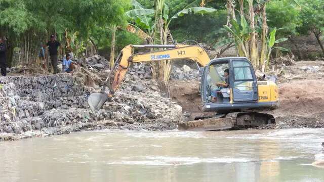 Mitigasi Banjir, Pemkot Bandar Lampung Lakukan Normalisasi di 31 Titik Sungai