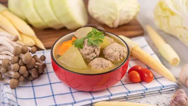 8 Resep Sop Bakso yang Lezat dan Gurih, Cocok Jadi Menu Sehari-Hari