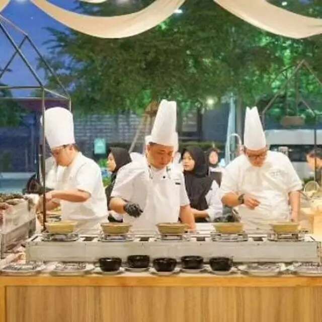 Saat 13 Executive Chef Keroyokan Garap 250 Menu Berbahan Utama Makanan Laut di Archipelago...