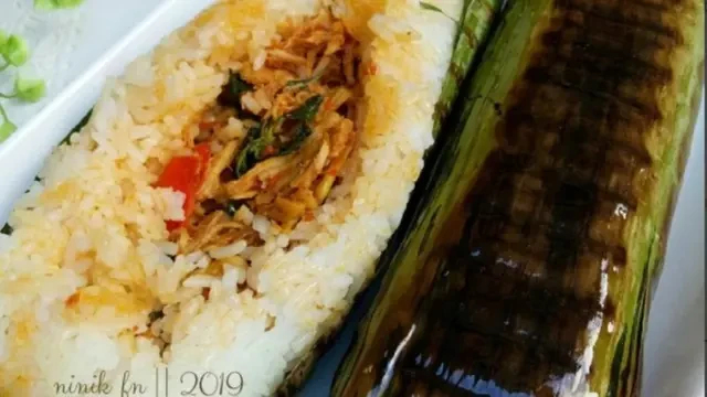 Resep Nasi Bakar Ayam Suwir Kemangi yang Praktis dan Bisa Jadi Menu Favorit