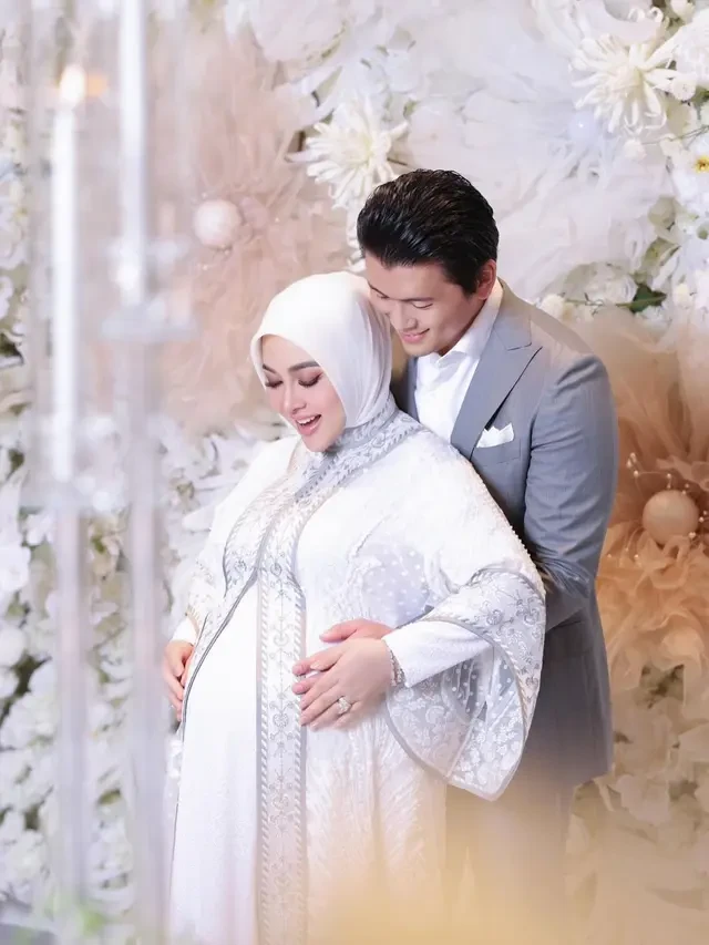 Syahrini Dibuat Keenakan oleh Suami Jelang Melahirkan: Terus Ya