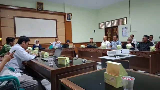 Honorer Gunungkidul Digaji Rp300 Ribu per Bulan, Desak Masuk Usulan ASN