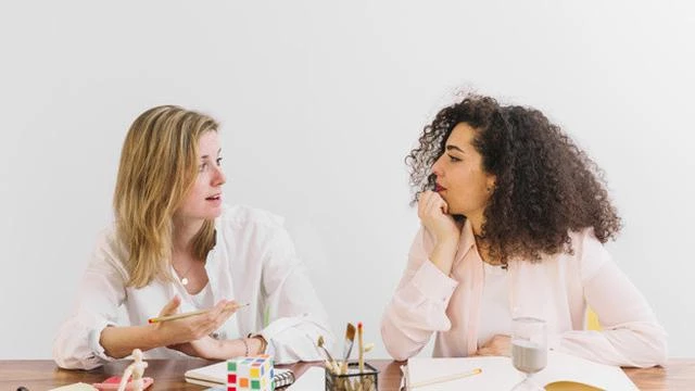 Jadi Pendengar yang Baik, Hindari Kata Penyemangat yang Mengandung Toxic Positivity