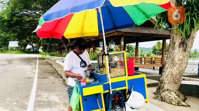 Cerita Mohammad, Warga Gorontalo yang Sukses Usaha Pentol Telur