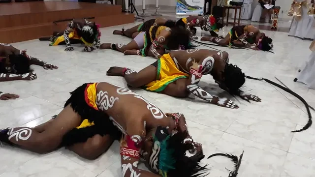 Festival Danau Sentani, Menyusuri Keunikan Budaya Papua