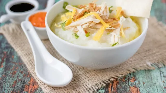 Mengenal Bubur Ayam Beras Organik Pak Gentong, Destinasi Kuliner Hits di Depok