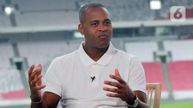 Patrick Kluivert Memahami Besarnya Tekanan untuk Membawa Timnas Indonesia ke Piala Dunia 2...