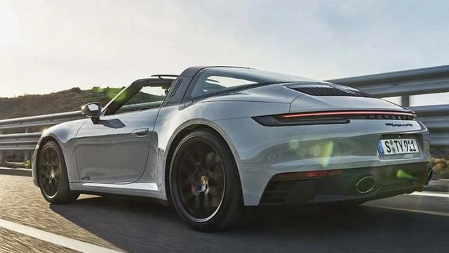 Porsche 911 GTS Terbaru Diklaim Lebih Bertenaga, Ini Ubahan-ubahannya
