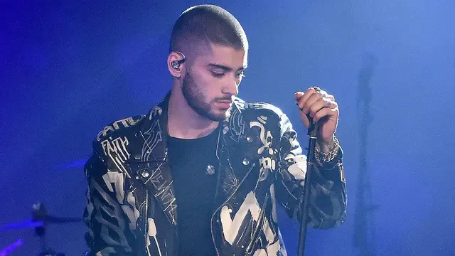 Petikan Lirik Lagu Fuchsia Sea Zayn Malik Versi Baru, Diduga Ada Makna soal Rasisme di Bal...