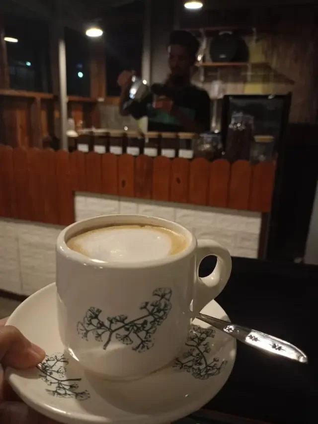 Tongkrongan Hits di Purwokerto, Kedai Kopi Murah Meriah Buka 24 Jam